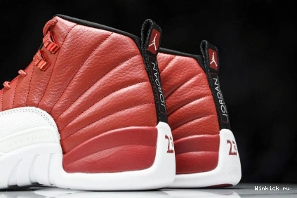 Air Jordan 12 Red